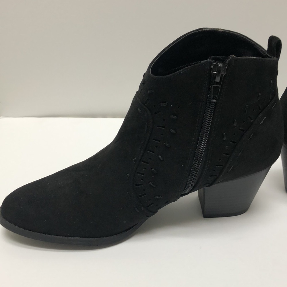 NWOT Qupid black heeled booties. - Picture 3 of 8